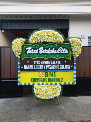 Papan Bunga Duka di Watulondo